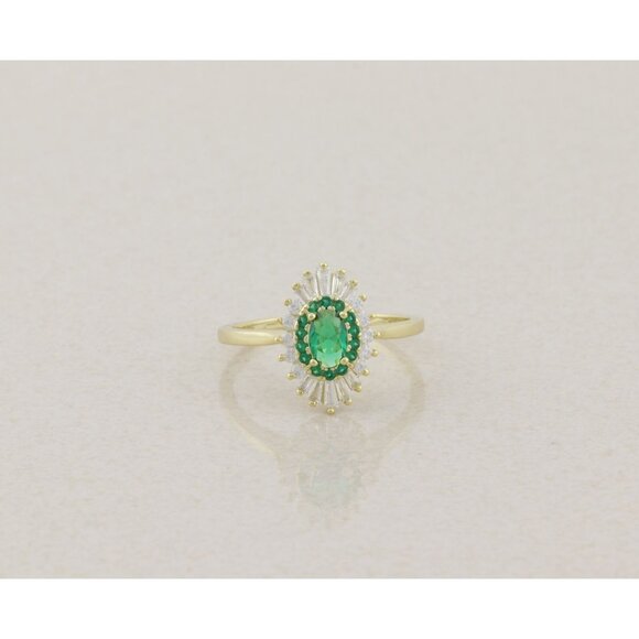 Gold Over Sterling Silver White and Green Cubic Zirconia Ring Size 9 - Picture 8 of 8